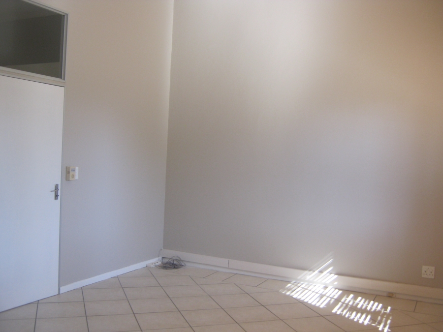 To Let commercial Property for Rent in Somerset West Western Cape